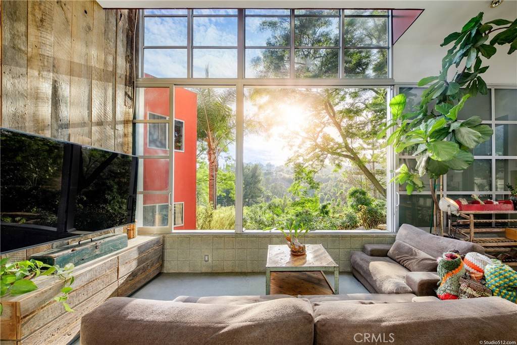 Escondido, CA 92025,2893 Paseo Del Sol