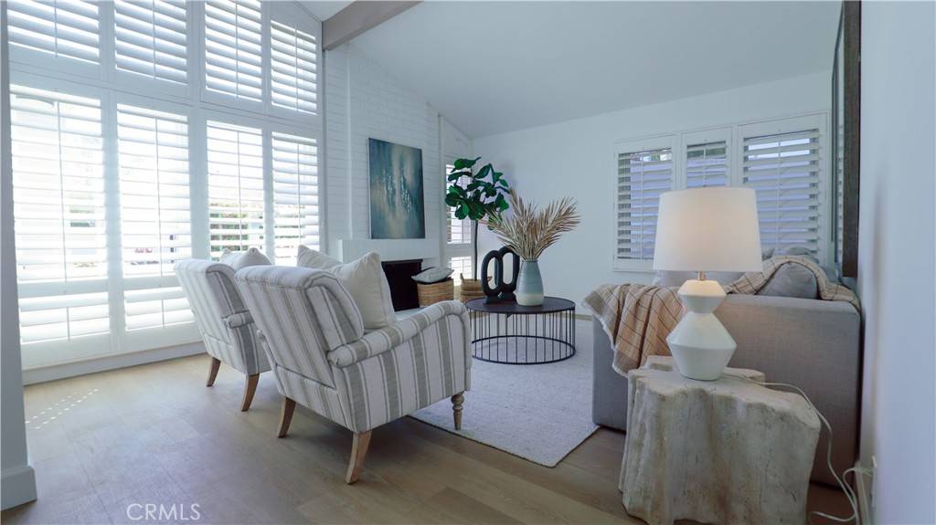 Irvine, CA 92603,19381 De Vry DR