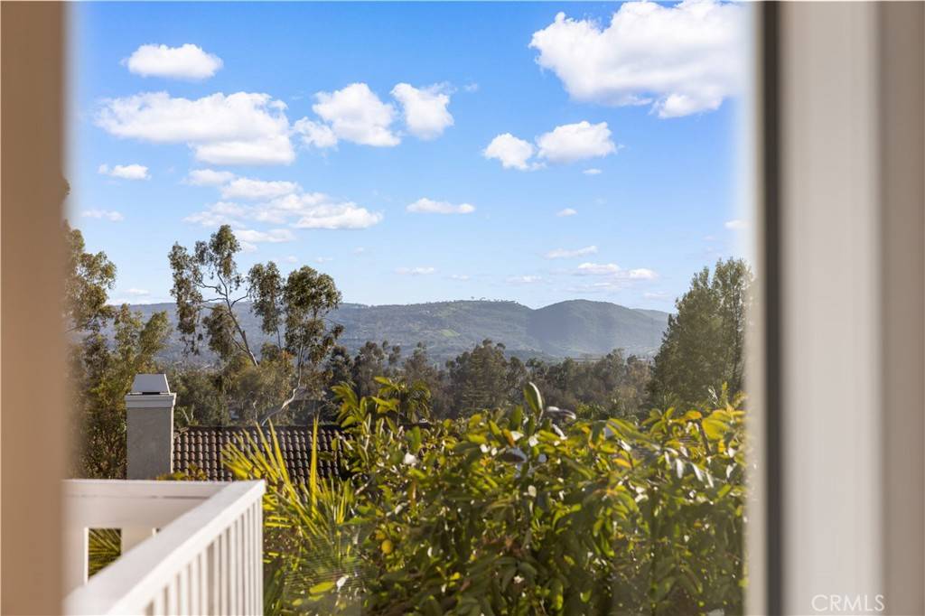 Laguna Hills, CA 92653,24812 Elena DR