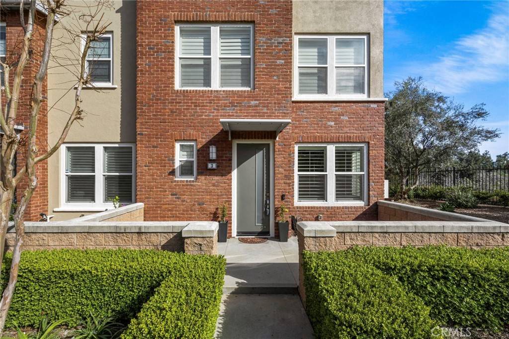 Aliso Viejo, CA 92656,3 Compass CT
