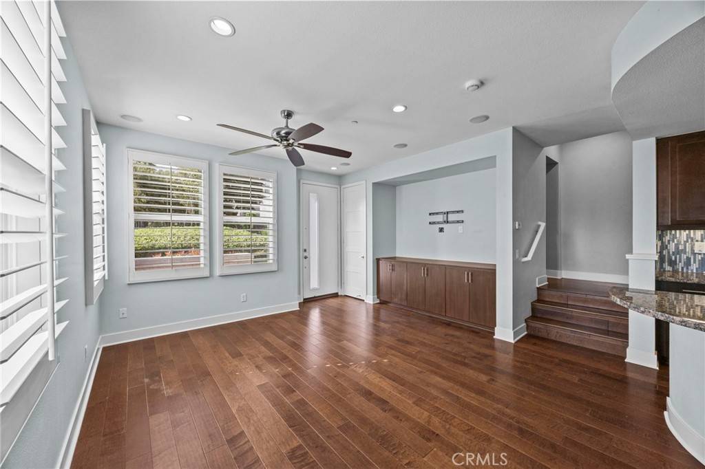 Aliso Viejo, CA 92656,3 Compass CT