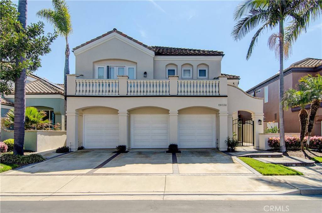 Huntington Beach, CA 92648,19036 Stonehurst LN