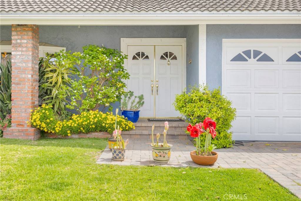 Huntington Beach, CA 92646,20902 Balgair CIR