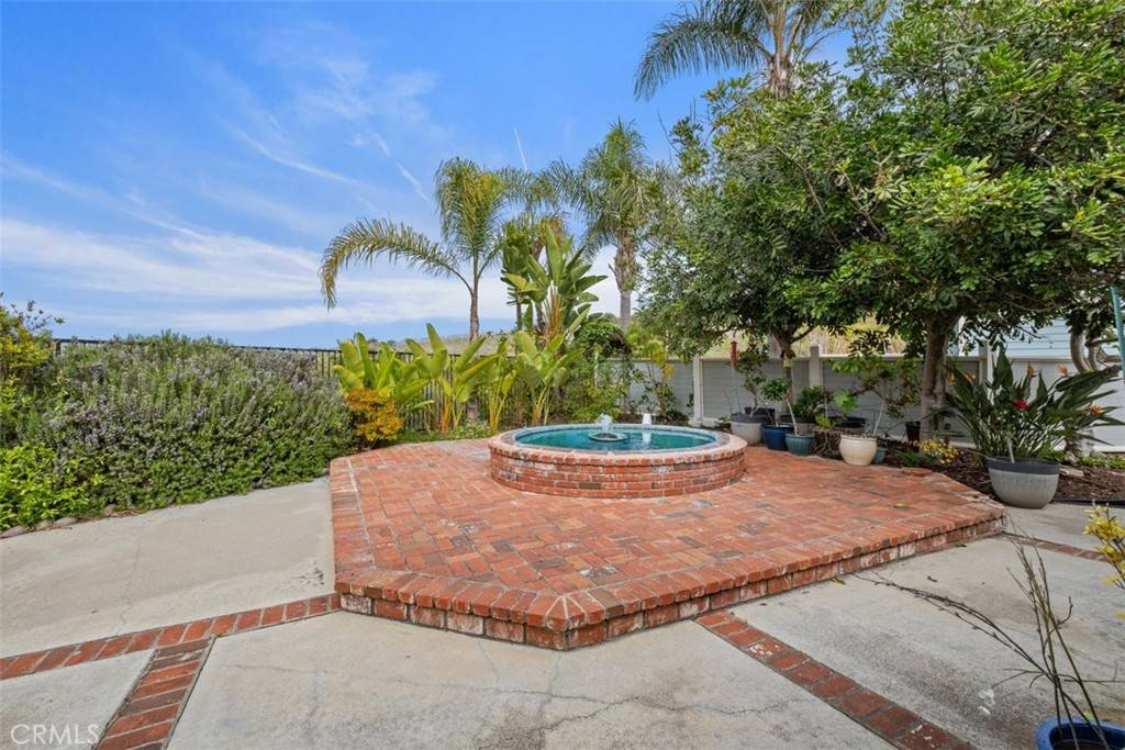 Laguna Niguel, CA 92677,7 Rollins PL