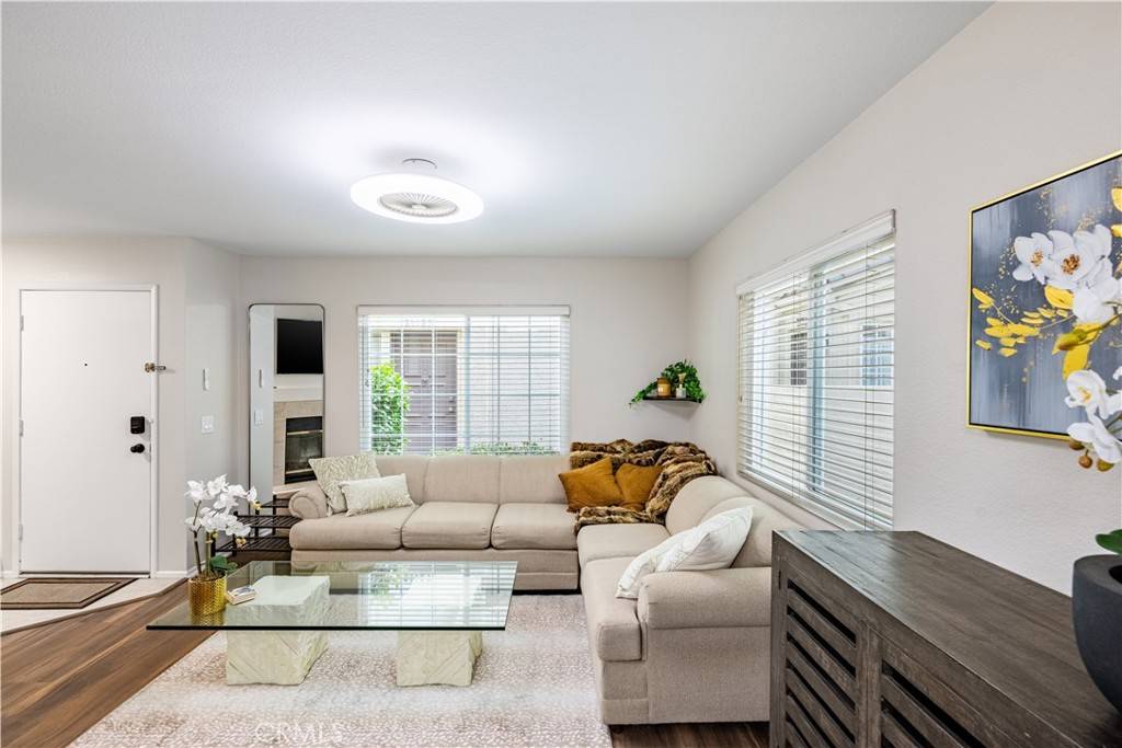 Lake Forest, CA 92630,21131 Gladiolos WAY