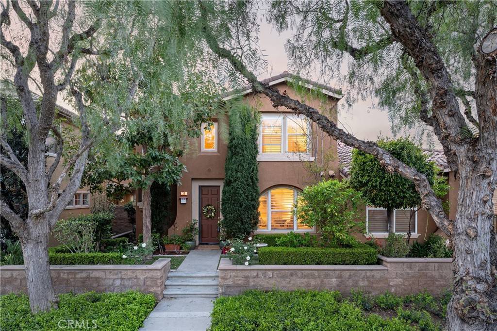 Irvine, CA 92602,34 Apple Valley