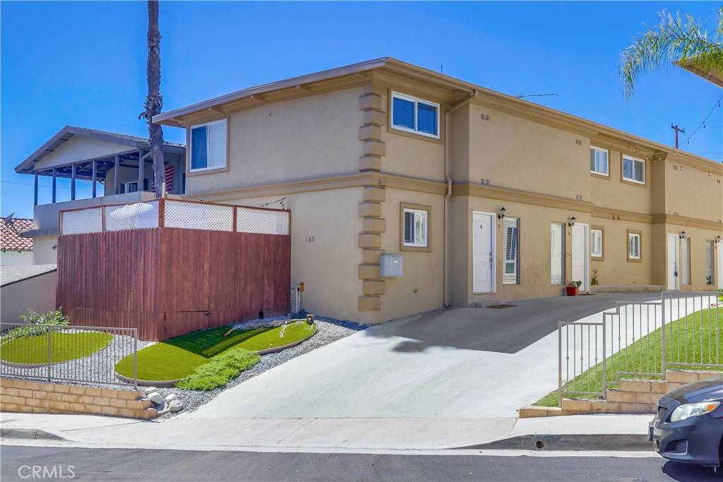 San Clemente, CA 92672,142 W Escalones #7