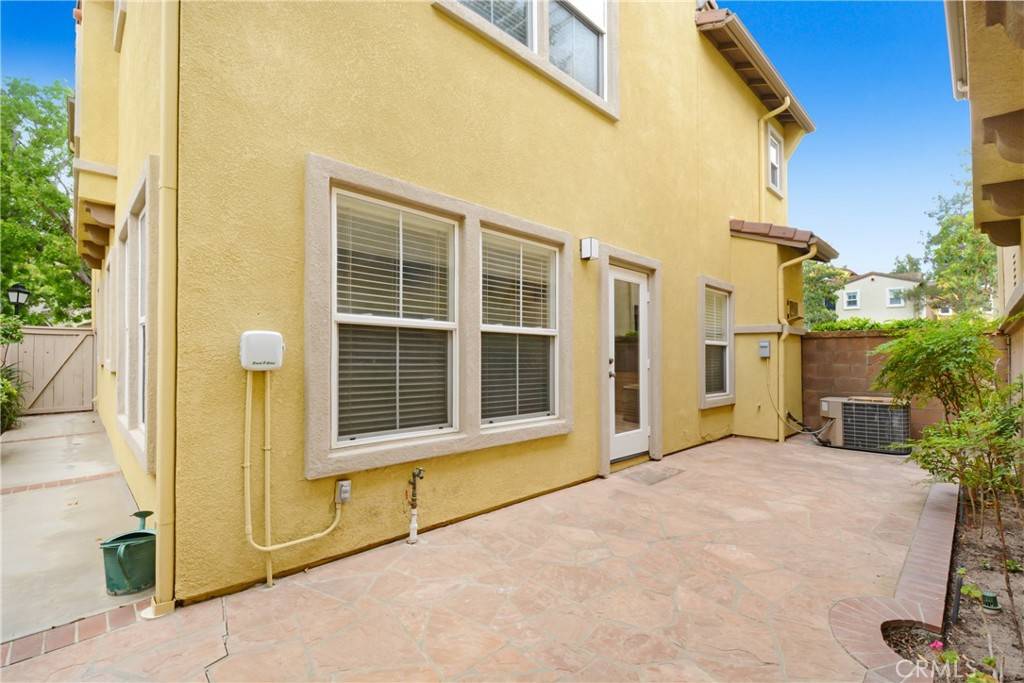 Irvine, CA 92618,5 Chinaberry