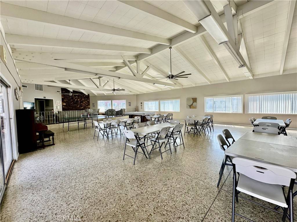 Westminster, CA 92683,15621 Beach BLVD #87A