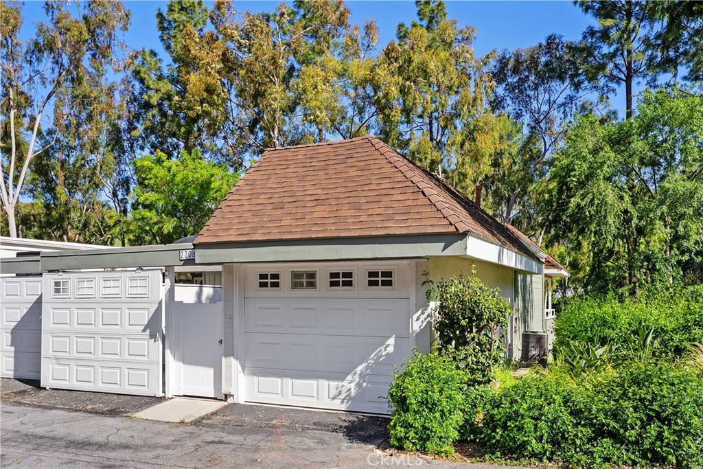 Laguna Hills, CA 92653,22085 Caminito Amor