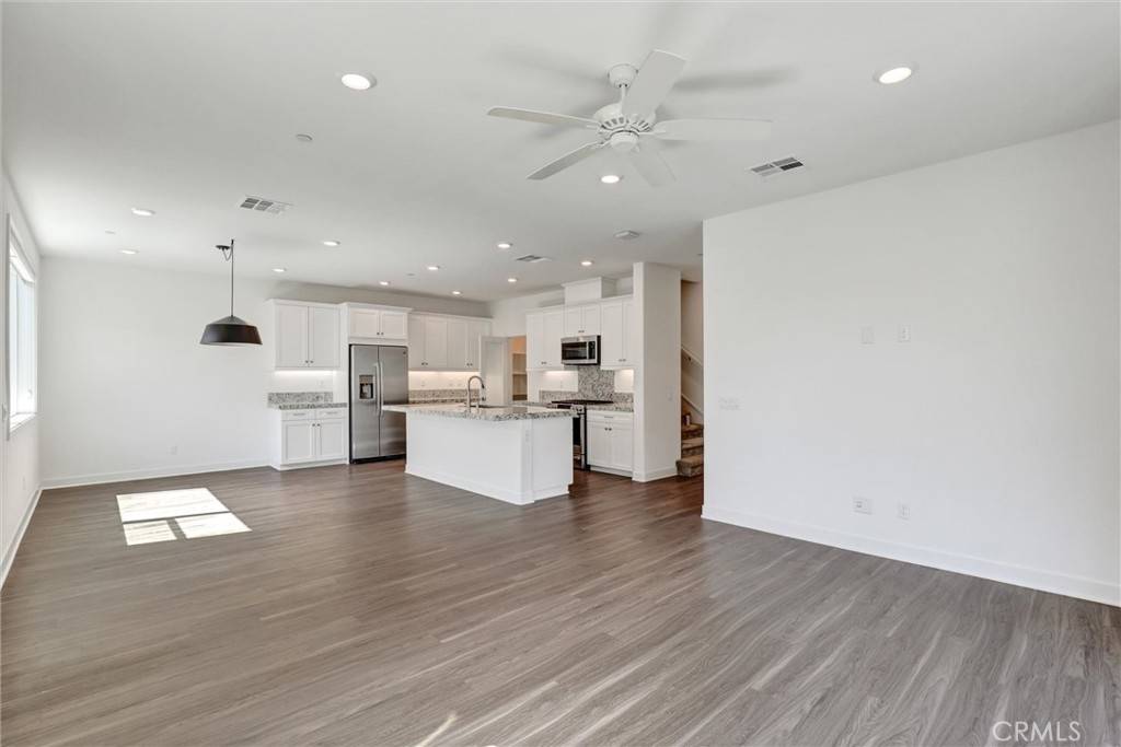 Lake Forest, CA 92630,132 Denali