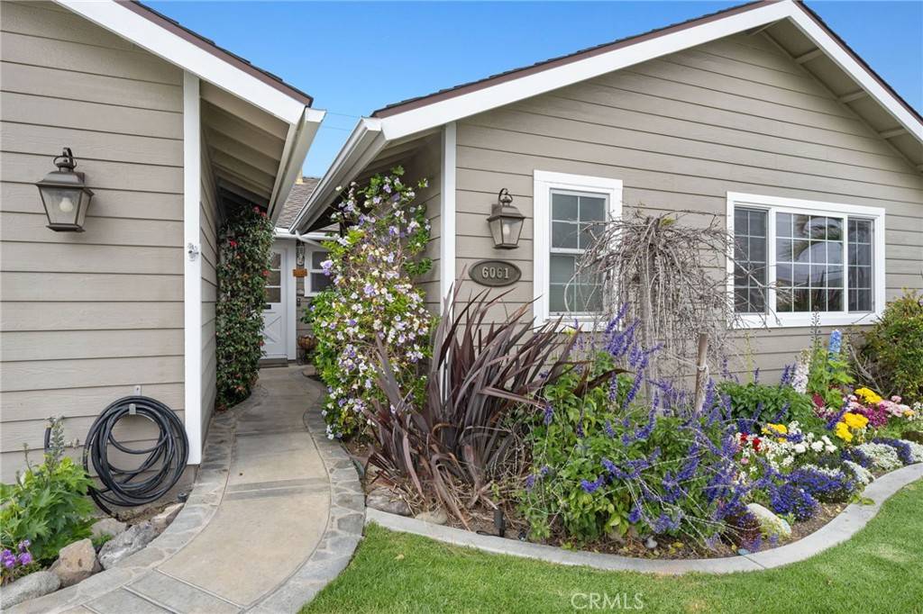Huntington Beach, CA 92647,6061 Fenley DR