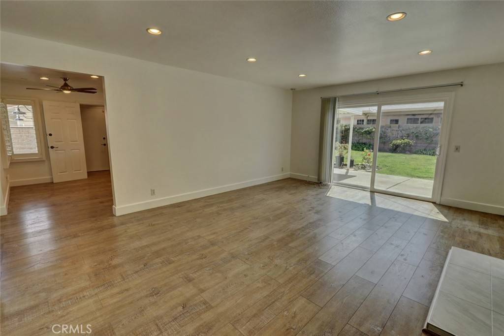 567 Traverse DR Costa Mesa, CA 92626