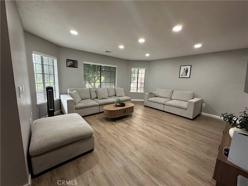 Gardena, CA 90248,515 W Gardena BLVD #18