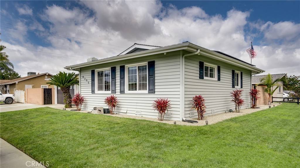 Buena Park, CA 90620,8295 Dracaena DR