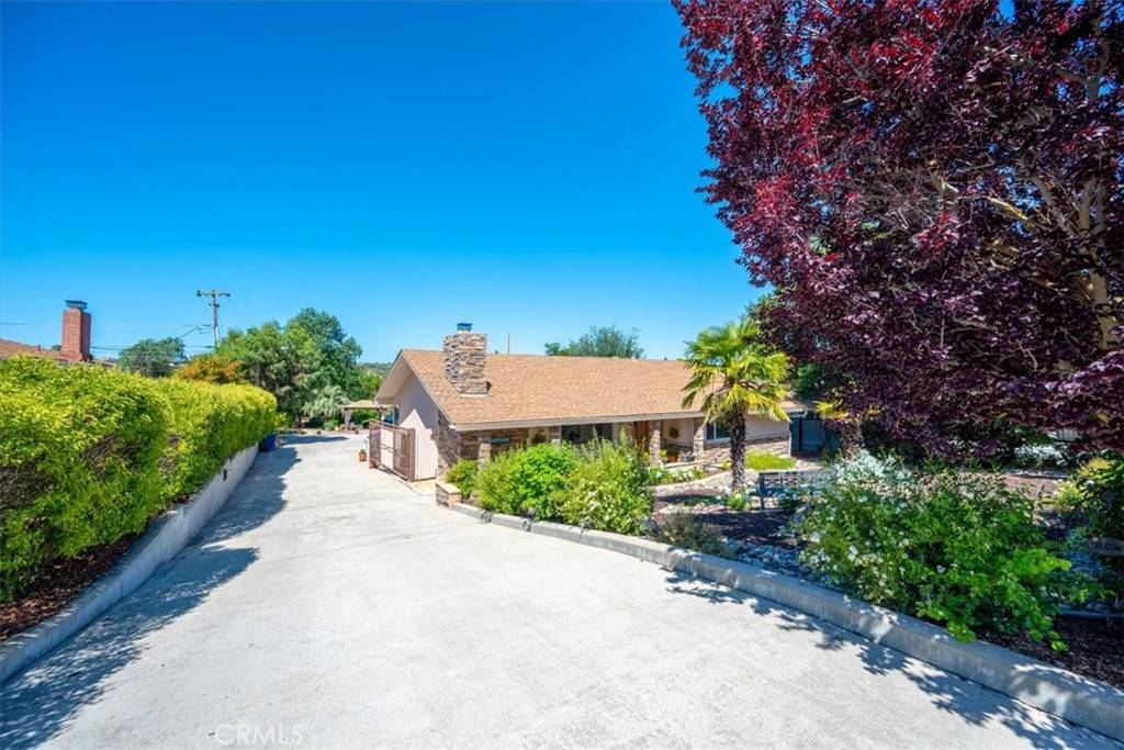 Paso Robles, CA 93446,1040 Par AVE