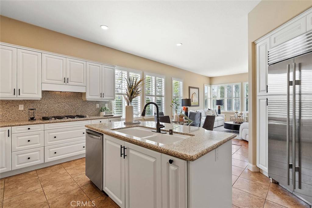 Tustin, CA 92782,2140 Chandler DR