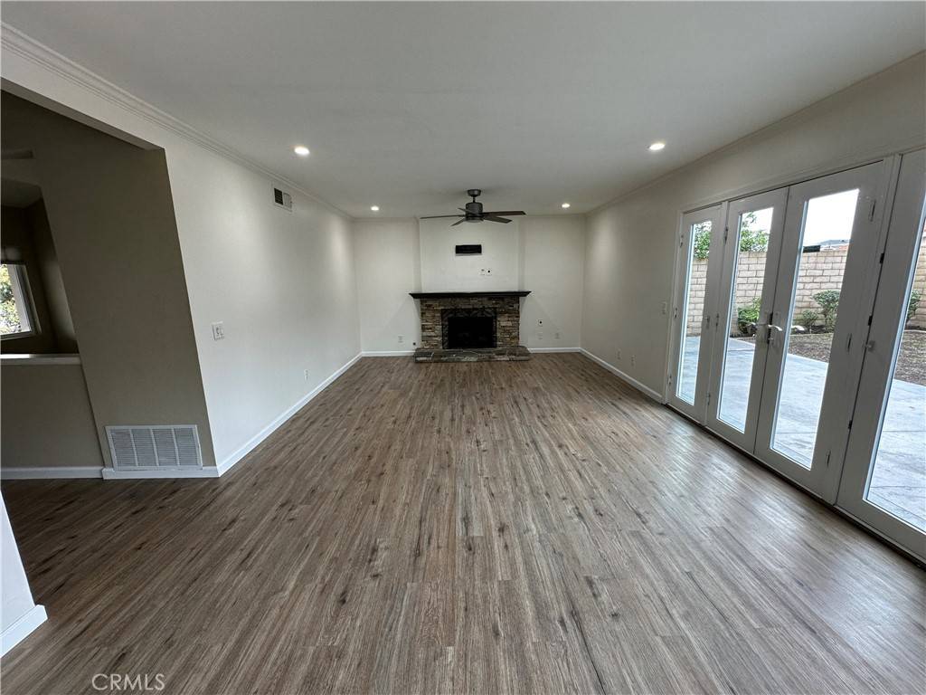 Huntington Beach, CA 92646,8631 Larkport DR