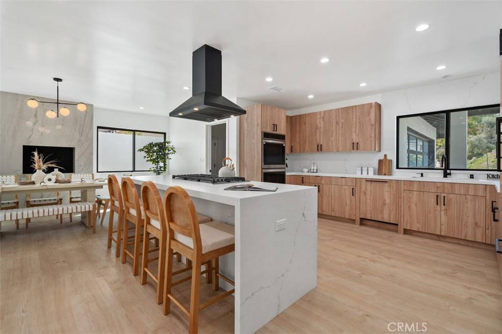 Thousand Oaks, CA 91362,2037 Rayshire ST