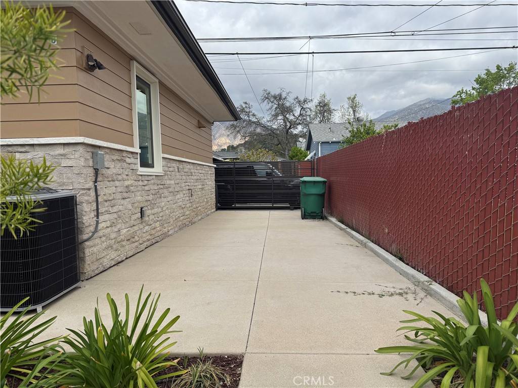 Arcadia, CA 91006,239 B E Forest Ave