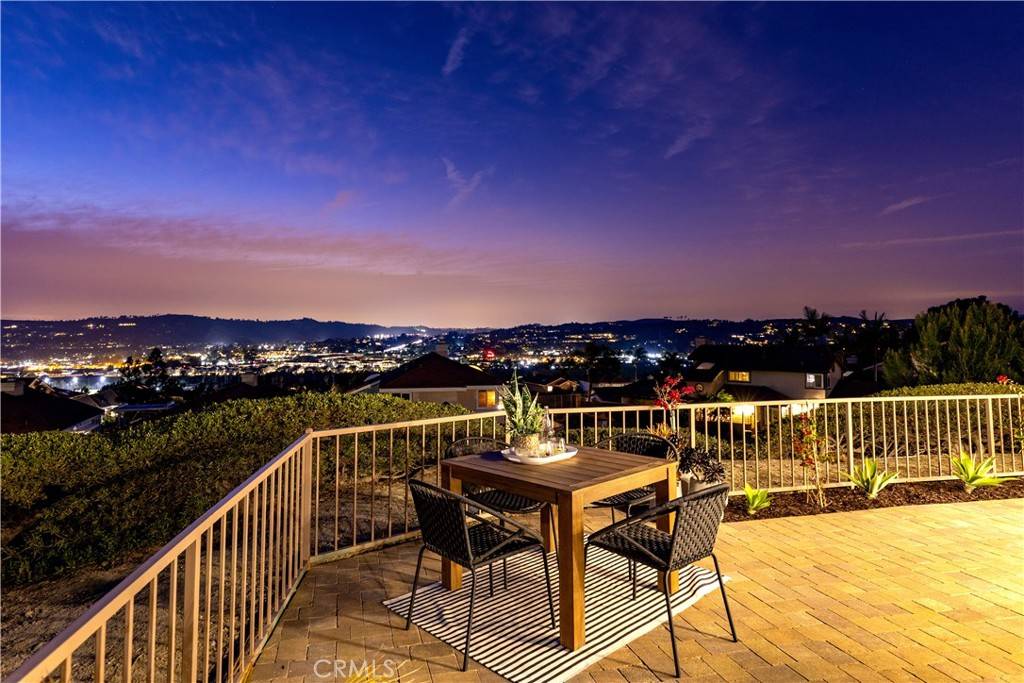 San Juan Capistrano, CA 92675,27553 Via Fortuna