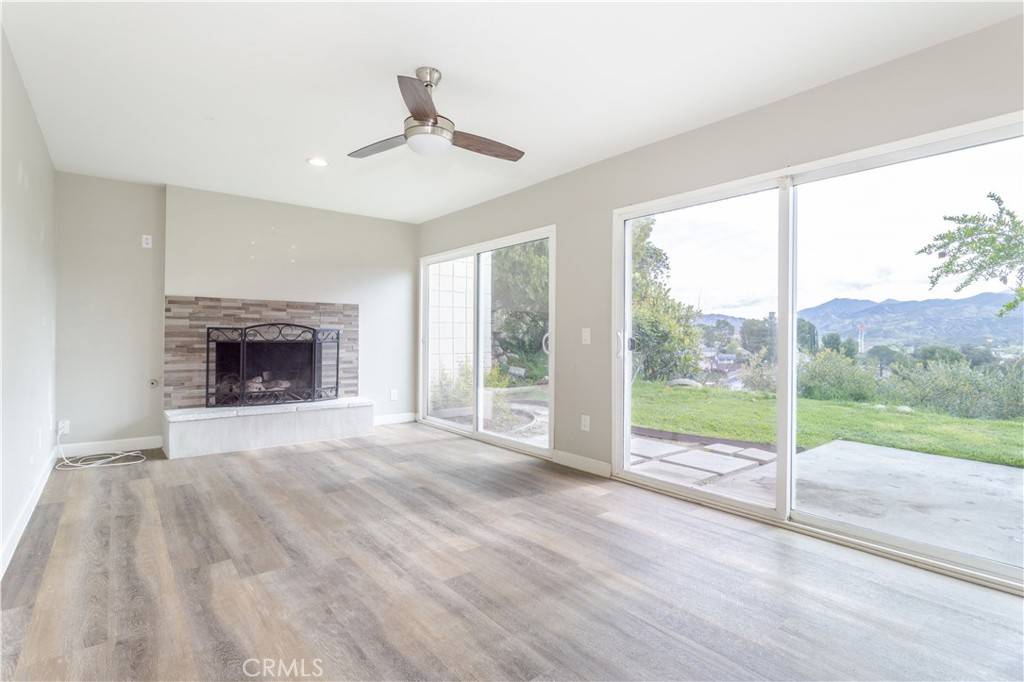 Canyon Country, CA 91387,28414 Winterdale DR