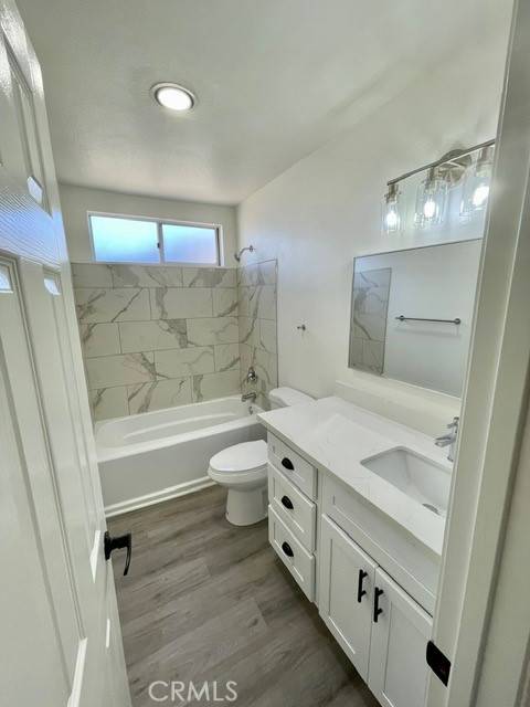 San Clemente, CA 92672,117 Avenida Del Poniente