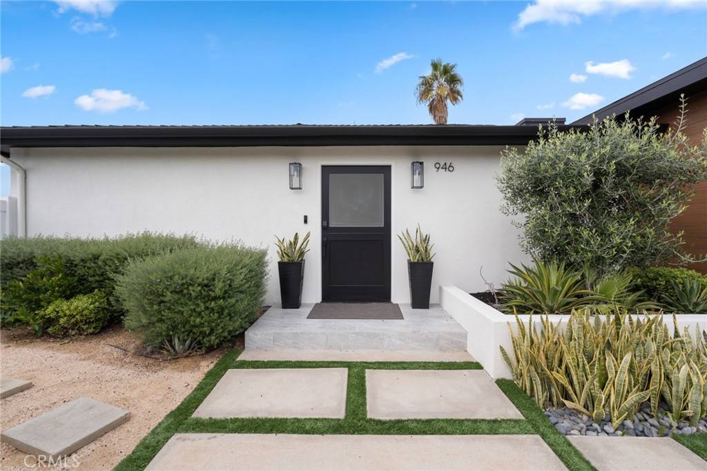 San Clemente, CA 92672,946 Avenida Presidio