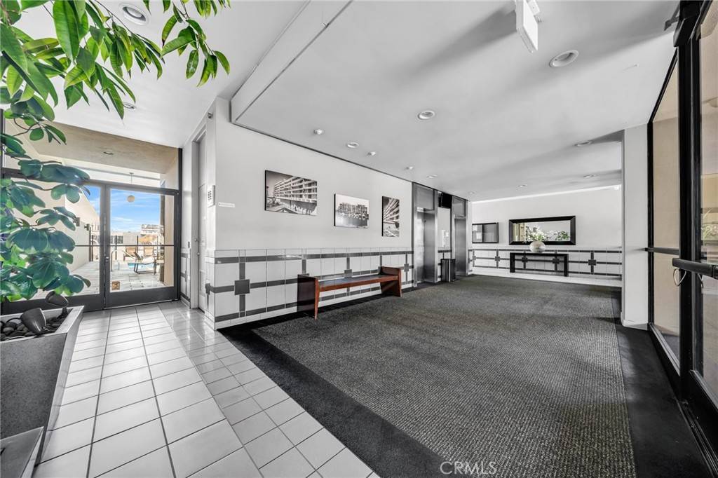 Long Beach, CA 90803,5400 E the Toledo #509