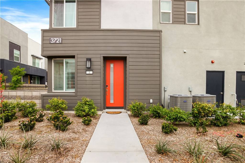 Ontario, CA 91761,3721 S Allston Paseo #1