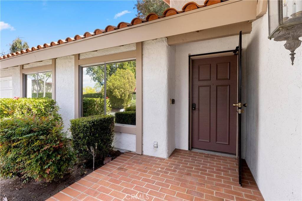 Mission Viejo, CA 92692,23902 Via Lugones