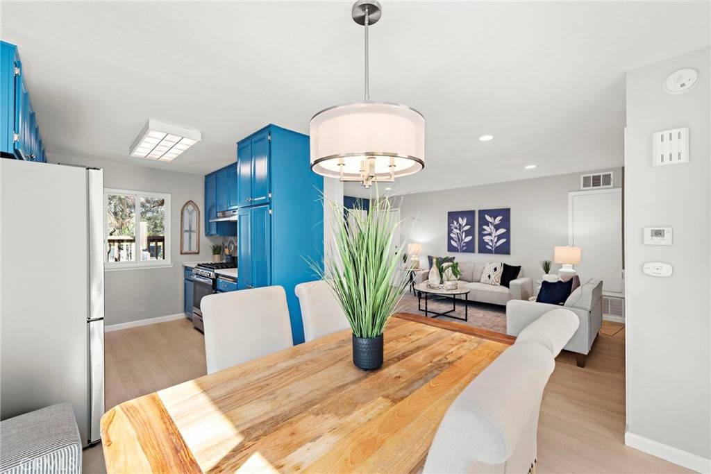 Mission Viejo, CA 92692,25865 Marguerite #5104