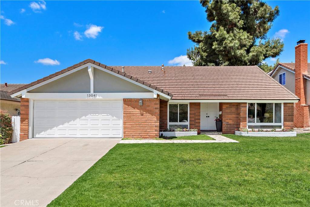 Tustin, CA 92782,13041 Ranchwood RD