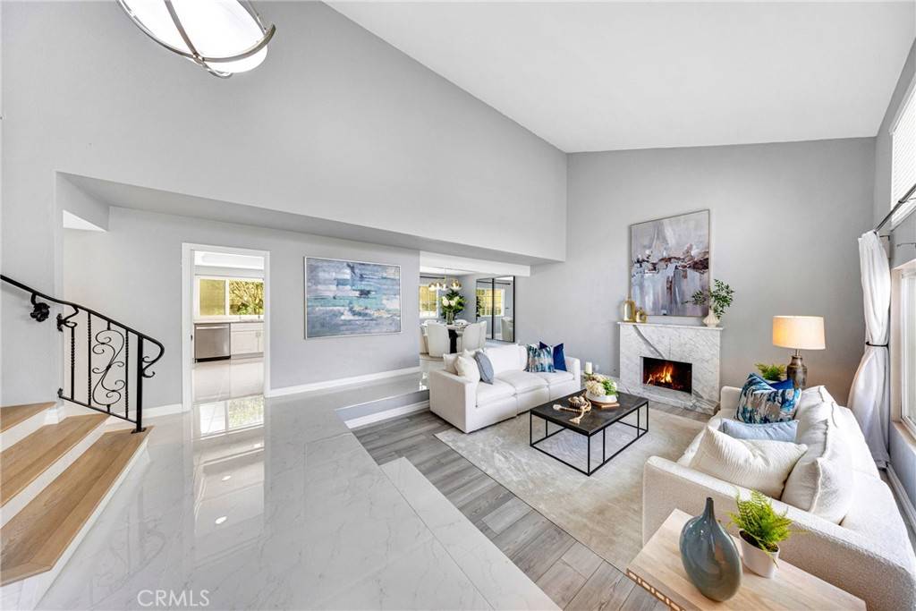 Anaheim Hills, CA 92807,960 S JOLIET Cir