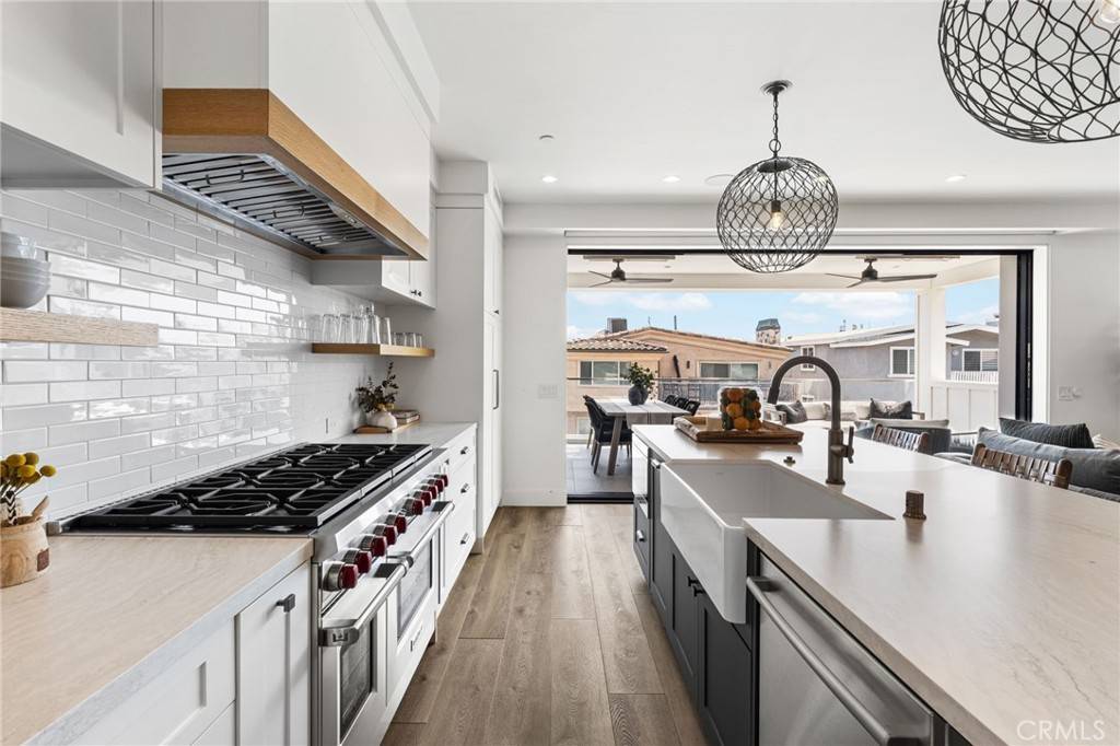 Newport Beach, CA 92663,115 41st