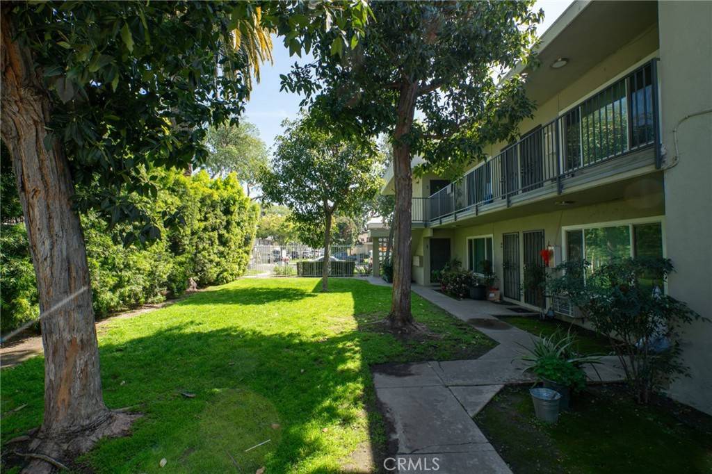 Anaheim, CA 92802,937 S Roberts ST