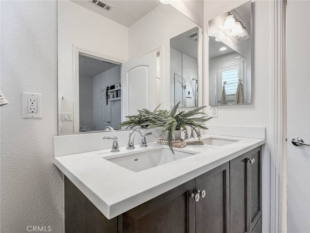 Ladera Ranch, CA 92694,120 Jaripol CIR
