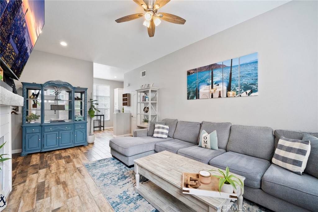 Anaheim Hills, CA 92808,1082 S Rossano WAY