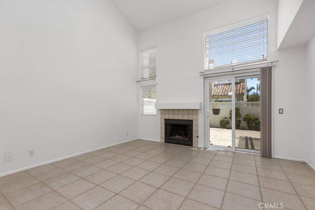 Laguna Niguel, CA 92677,4 Pointe San Pablo #82