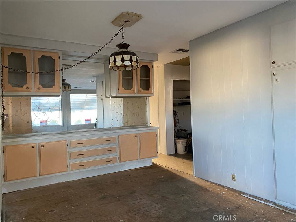 Yucaipa, CA 92399,12220 5th ST #213