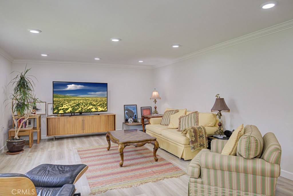Laguna Woods, CA 92637,5500 Paseo Del Lago W #2F