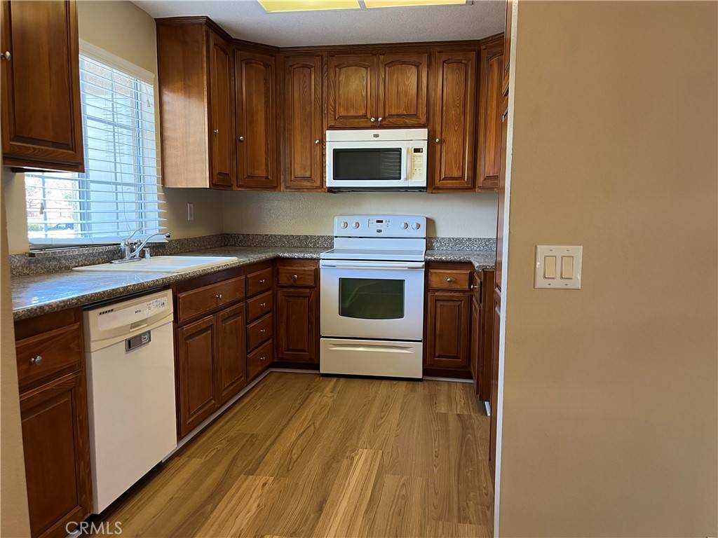 Rancho Santa Margarita, CA 92688,15 Blue Oak #19