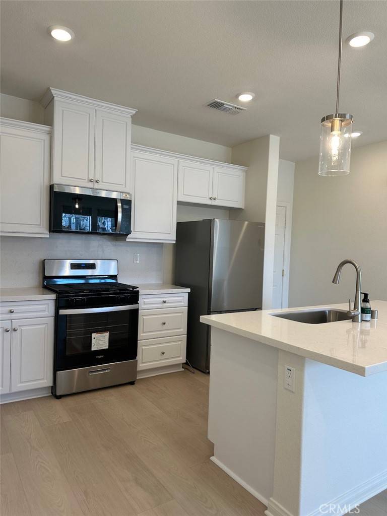 Ontario, CA 91762,4225 E Carmel Privado