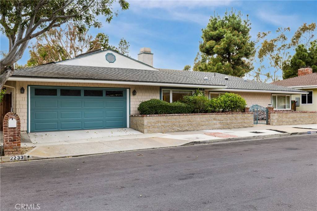 Newport Beach, CA 92660,2233 Heather LN