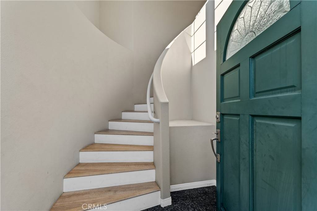 Huntington Beach, CA 92646,18761 Chapel LN