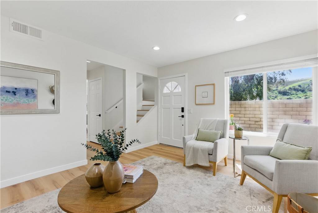 Yorba Linda, CA 92887,23260 Dover LN #87