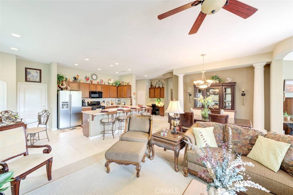Corona, CA 92883,24038 Watercress DR