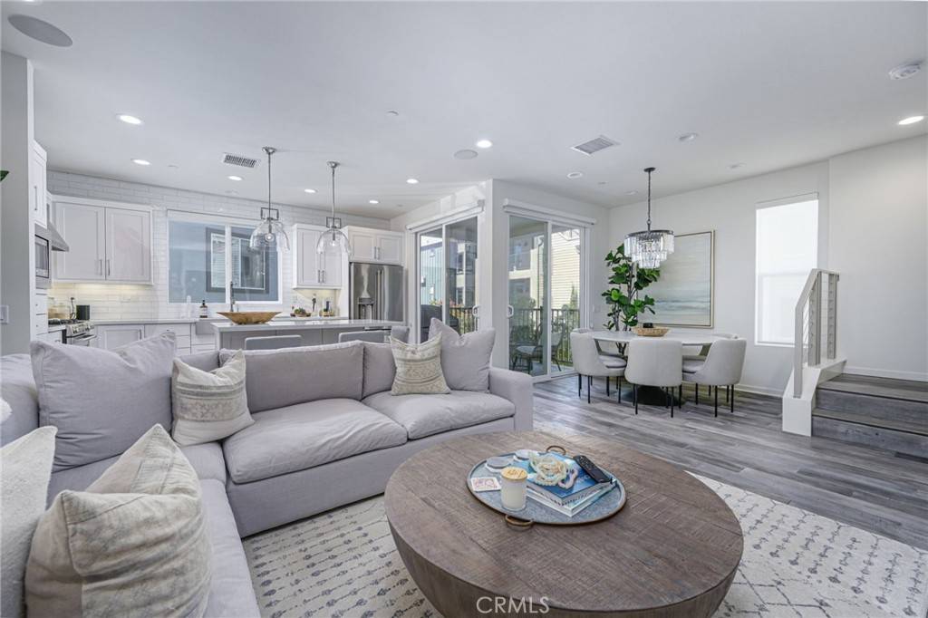 Costa Mesa, CA 92627,1643 Bridgewater WAY