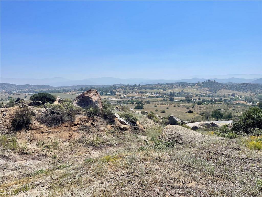 Homeland, CA 92548,23635 Sky Mesa RD