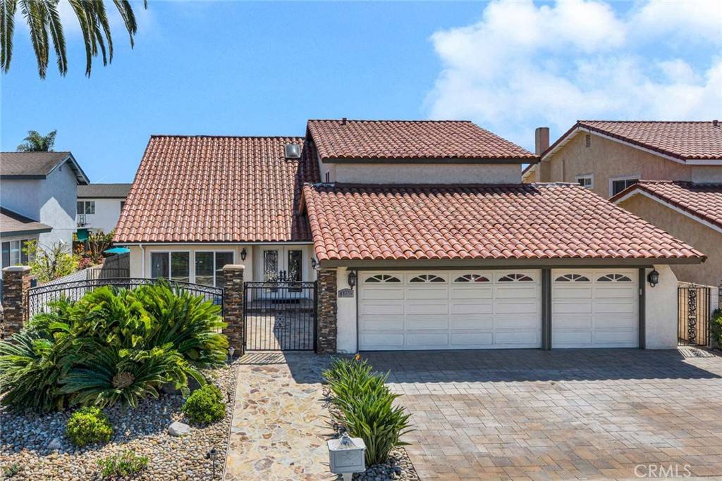 Costa Mesa, CA 92626,1033 Damascus CIR